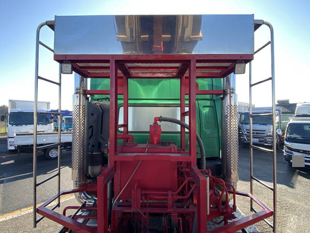 UDトラックスクオンコンテナ専用車大型（10t）[写真08]