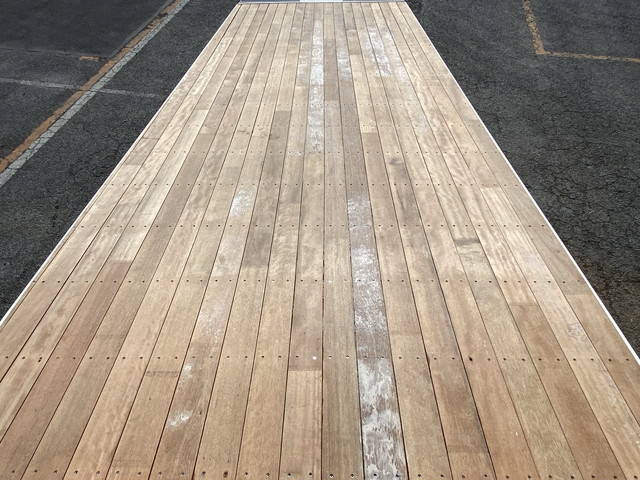 三菱ふそうスーパーグレートセルフローダー大型（10t）[写真10]