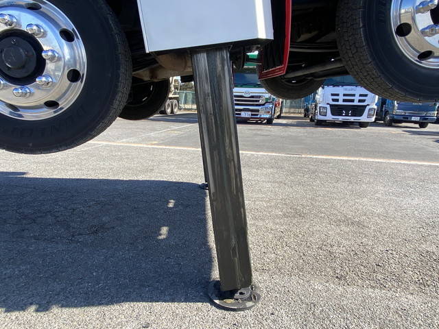 三菱ふそうスーパーグレートセルフローダー大型（10t）[写真16]