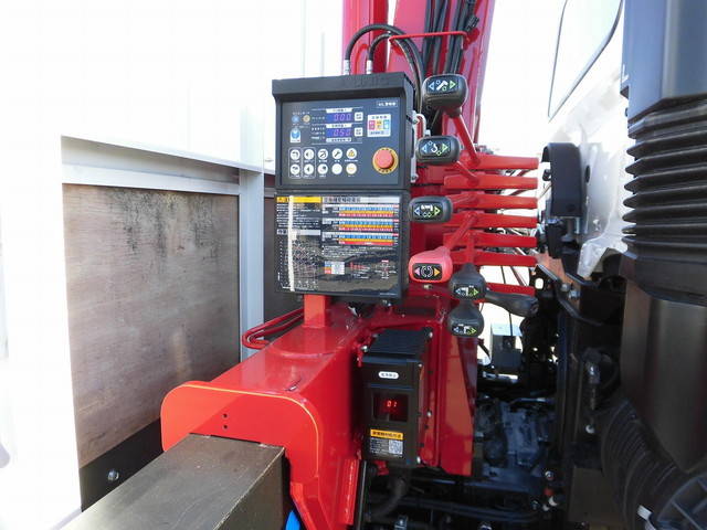 日野レンジャークレーン4段増トン（6t・8t）[写真05]