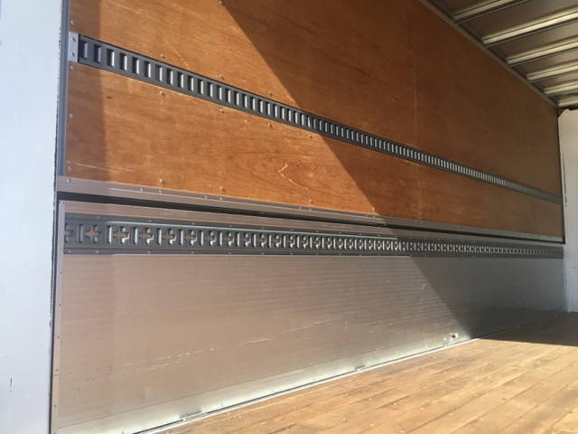 日野レンジャーアルミウイング中型（4t）[写真12]