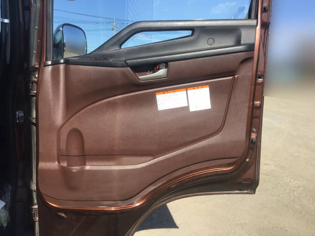 日野レンジャーアルミウイング中型（4t）[写真27]