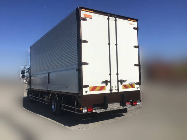 日野レンジャーアルミウイング中型（4t）[写真04]