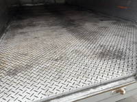 三菱ふそうキャンターアルミウイング小型（2t・3t）[写真10]