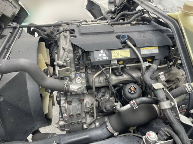 三菱ふそうキャンターアルミウイング小型（2t・3t）[写真25]