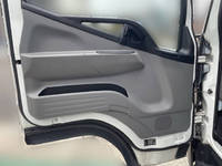 三菱ふそうキャンターアルミウイング小型（2t・3t）[写真27]