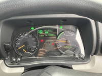 三菱ふそうキャンターアルミウイング小型（2t・3t）[写真34]