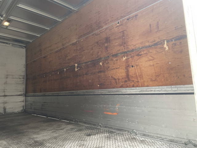 三菱ふそうキャンターアルミウイング小型（2t・3t）[写真09]