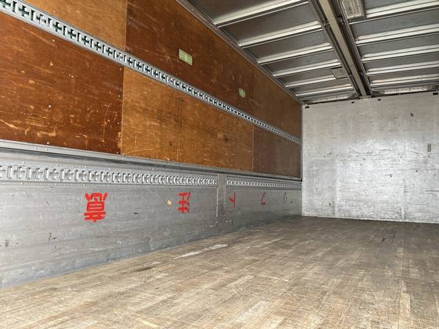 日野レンジャーアルミウイング中型（4t）[写真14]