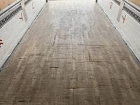 日野レンジャーアルミウイング中型（4t）[写真17]