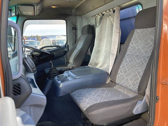 日野レンジャーアルミウイング中型（4t）[写真33]