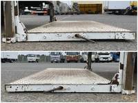 いすゞエルフ平ボディ小型（2t・3t）[写真15]