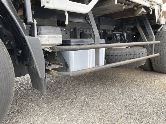 いすゞエルフ平ボディ小型（2t・3t）[写真19]