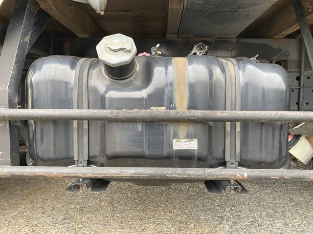 いすゞエルフ平ボディ小型（2t・3t）[写真22]