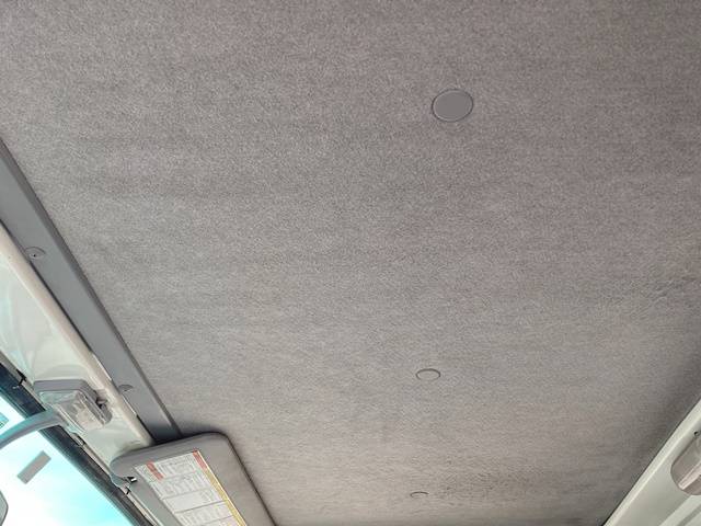 いすゞエルフ平ボディ小型（2t・3t）[写真33]