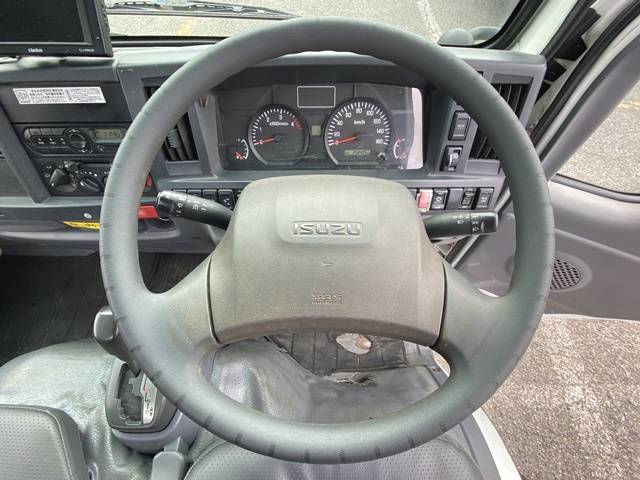 いすゞエルフ平ボディ小型（2t・3t）[写真36]