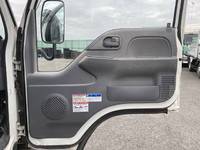 いすゞエルフクレーン4段小型（2t・3t）[写真31]