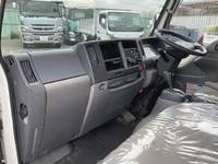 いすゞエルフクレーン4段小型（2t・3t）[写真32]