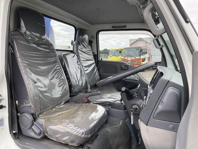 いすゞエルフクレーン4段小型（2t・3t）[写真35]