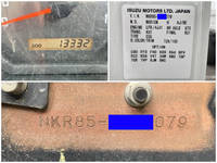 いすゞエルフクレーン4段小型（2t・3t）[写真40]