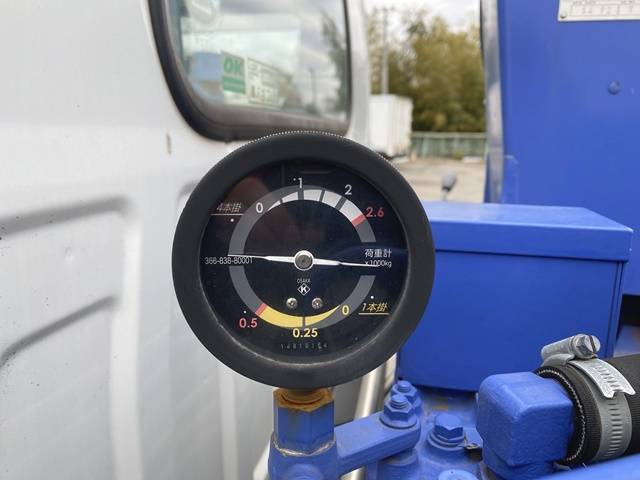 いすゞエルフクレーン4段小型（2t・3t）[写真20]