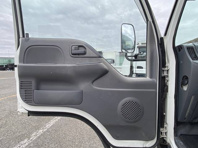 いすゞエルフクレーン4段小型（2t・3t）[写真30]