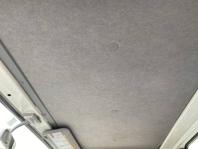 いすゞエルフクレーン4段小型（2t・3t）[写真34]