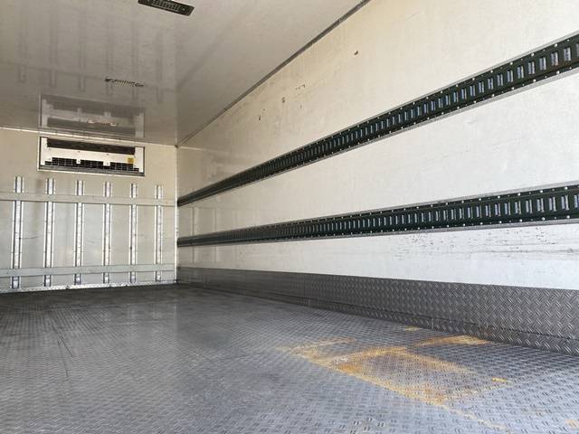 日野レンジャー冷凍車（冷蔵車）中型（4t）[写真13]