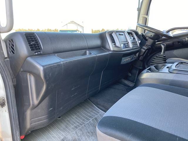 日野レンジャー冷凍車（冷蔵車）中型（4t）[写真29]