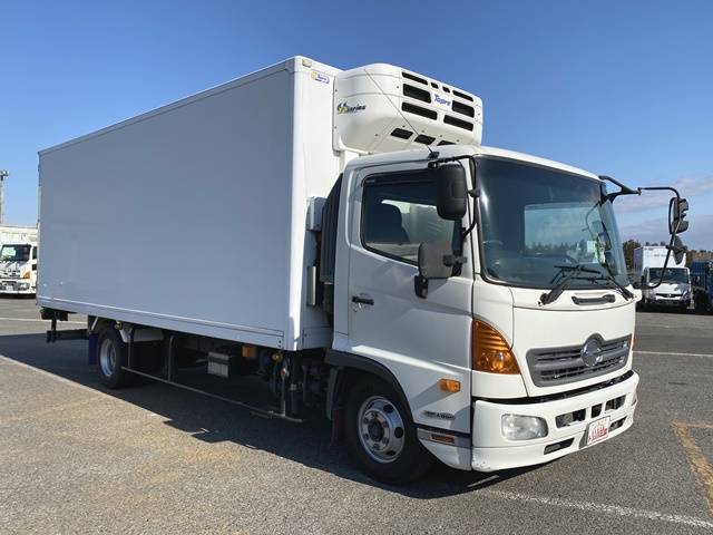 日野レンジャー冷凍車（冷蔵車）中型（4t）[写真03]