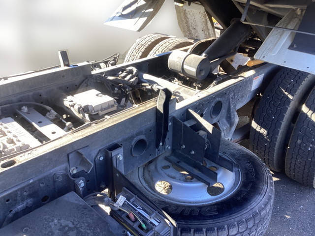 三菱ふそうキャンターダンプ小型（2t・3t）[写真18]