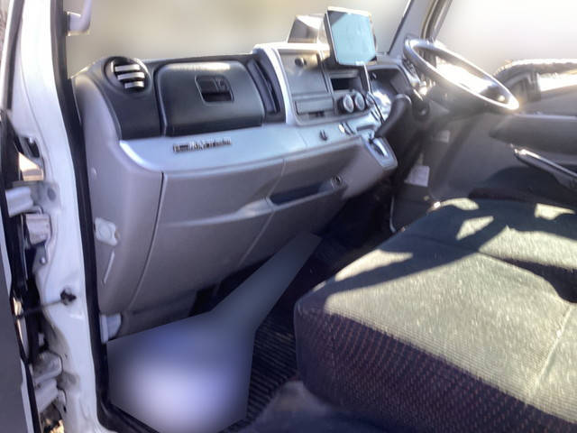 三菱ふそうキャンターダンプ小型（2t・3t）[写真25]