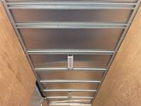 三菱ふそうキャンターアルミバン小型（2t・3t）[写真11]