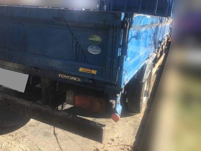 トヨタトヨエース平ボディ小型（2t・3t）[写真02]