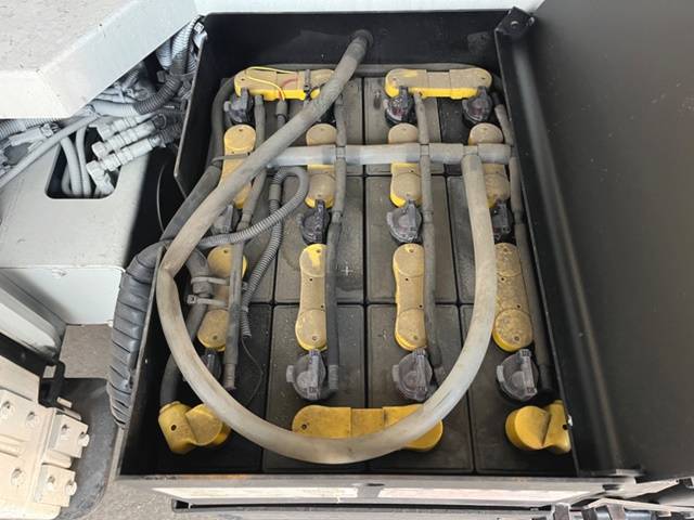 トヨタダイナ高所作業車小型（2t・3t）[写真28]