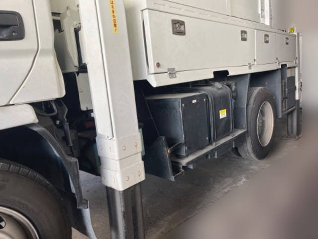 トヨタダイナ高所作業車小型（2t・3t）[写真08]