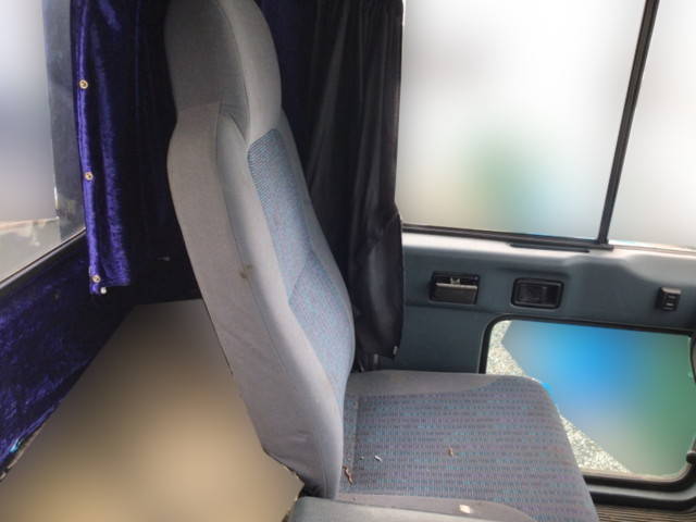 UDトラックスコンドルレッカー車中型（4t）[写真30]