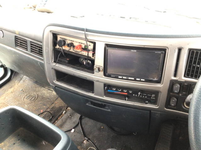 UDトラックスコンドルレッカー車中型（4t）[写真33]