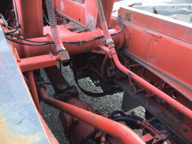 いすゞギガダンプ大型（10t）[写真13]