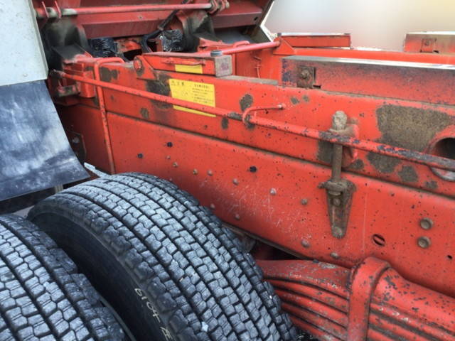 いすゞギガダンプ大型（10t）[写真15]