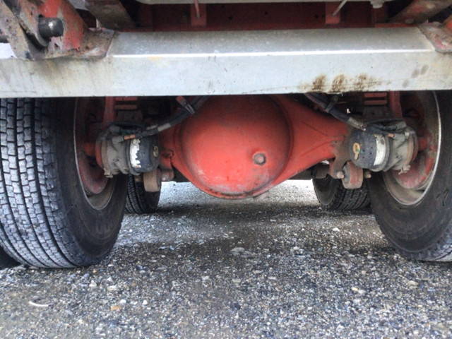 いすゞギガダンプ大型（10t）[写真24]