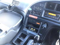 いすゞギガダンプ大型（10t）[写真33]