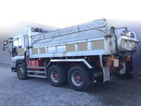 いすゞギガダンプ大型（10t）[写真03]