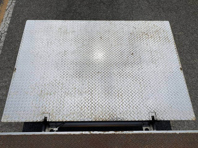 いすゞフォワードアルミブロック中型（4t）[写真11]