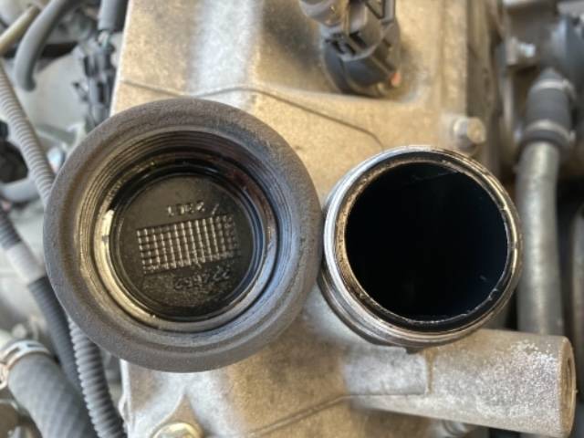 三菱ふそうキャンター平ボディ小型（2t・3t）[写真13]