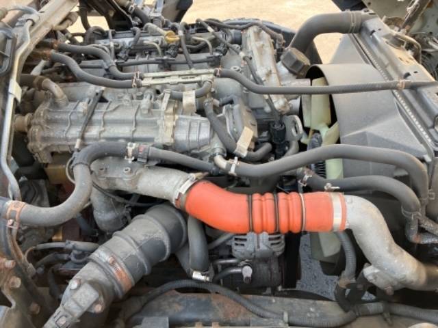 三菱ふそうキャンター平ボディ小型（2t・3t）[写真15]