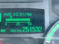 三菱ふそうキャンター平ボディ小型（2t・3t）[写真28]