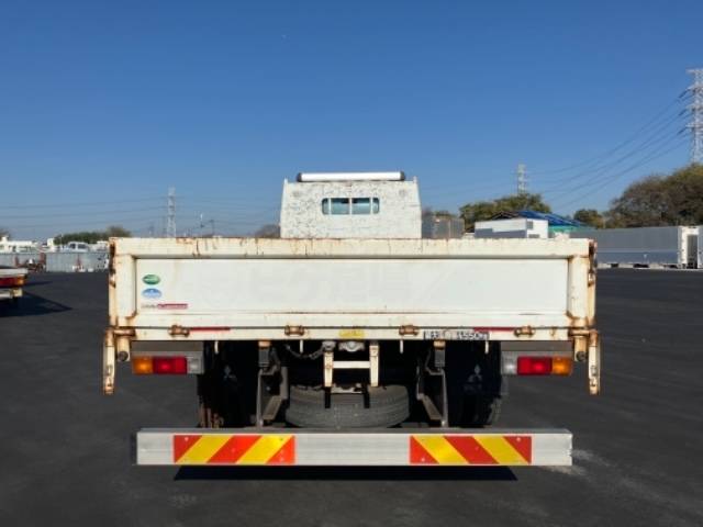 三菱ふそうキャンター平ボディ小型（2t・3t）[写真06]