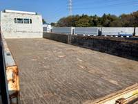 三菱ふそうキャンター平ボディ小型（2t・3t）[写真09]