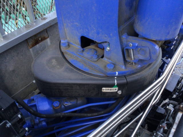 いすゞフォワードセルフクレーン3段中型（4t）[写真10]